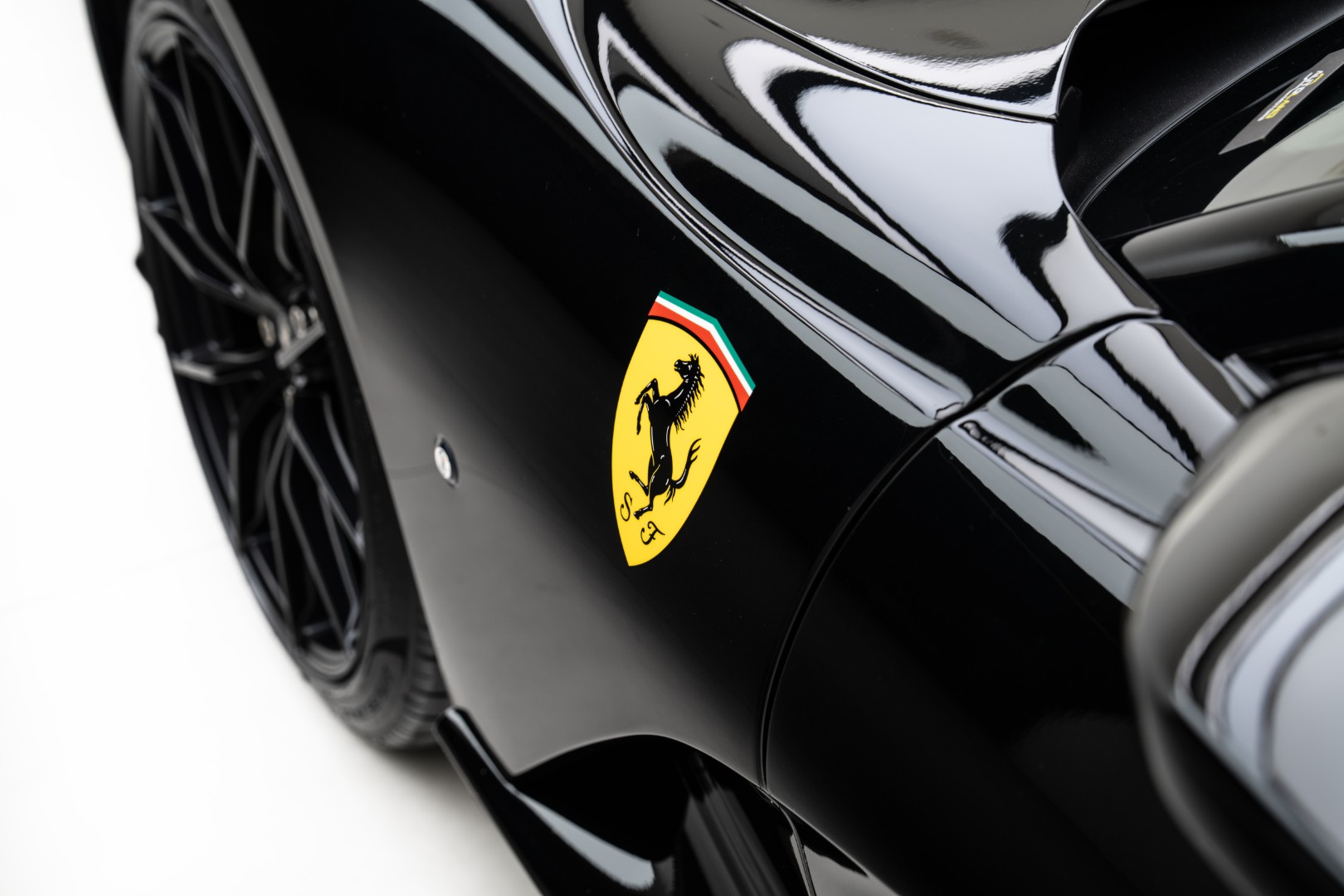 2023 FERRARI 812 GTS | MAIN DEALER SERVICE